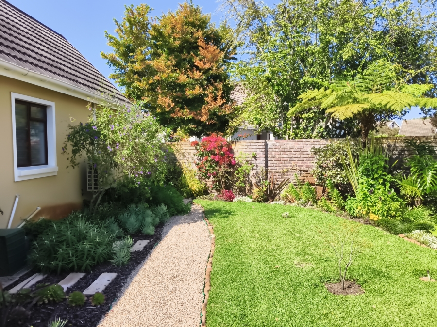 3 Bedroom Property for Sale in The Island Western Cape